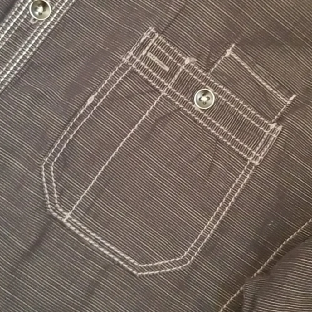 Inc long sleeve shirt lg‎ - Picture 3 of 10